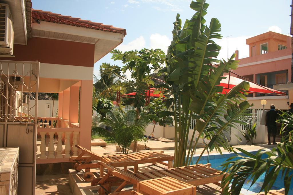 דיאני ביץ' The Bright Star Resort מראה חיצוני תמונה