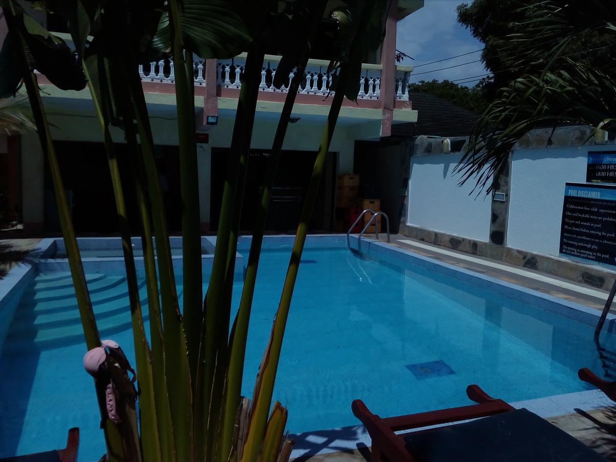 דיאני ביץ' The Bright Star Resort מראה חיצוני תמונה