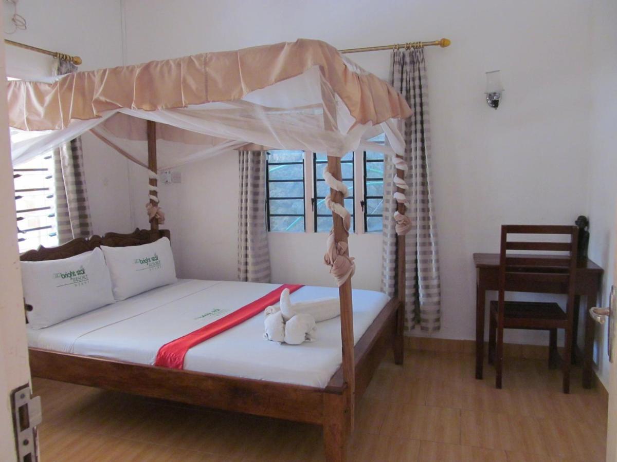 דיאני ביץ' The Bright Star Resort מראה חיצוני תמונה