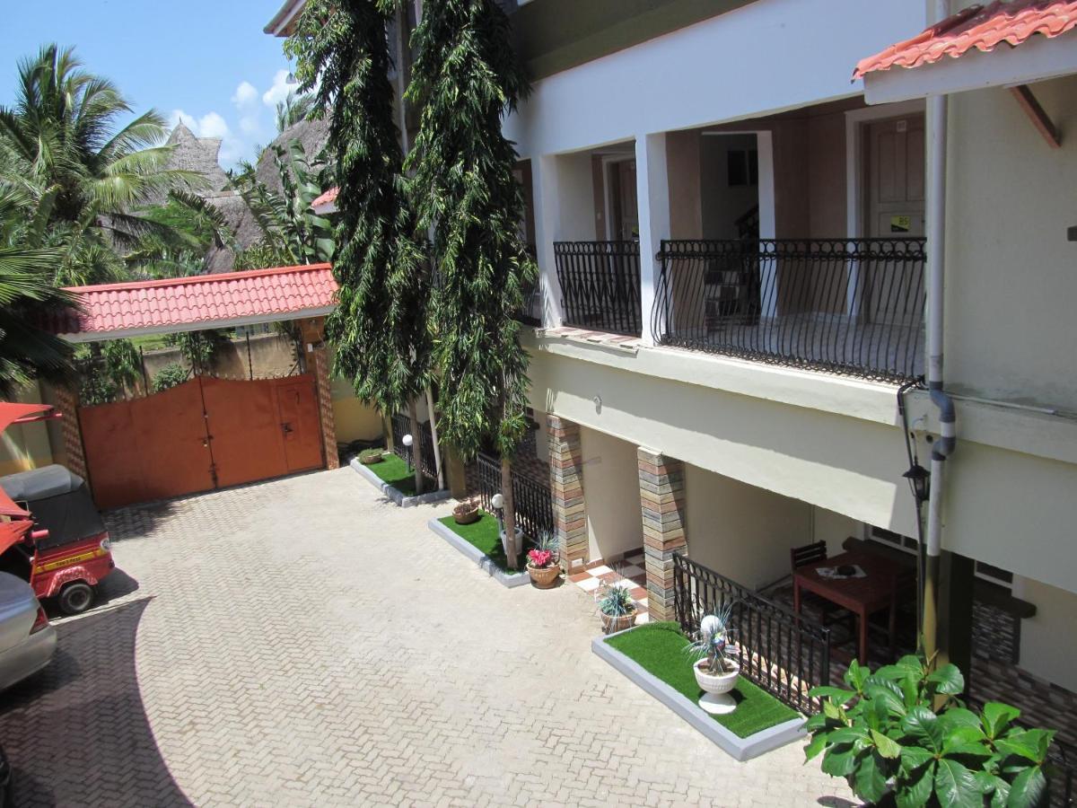 דיאני ביץ' The Bright Star Resort מראה חיצוני תמונה